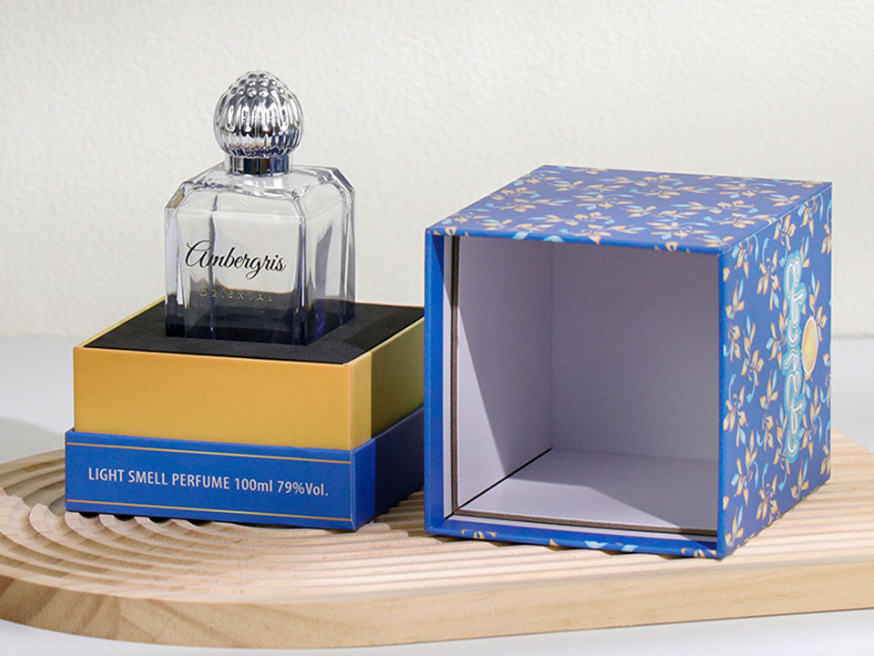 Scatole personalizzate per profumi